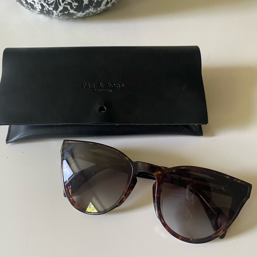 Rag & Bone 61mm Cat Eye Brown Black Sunglasses with Case